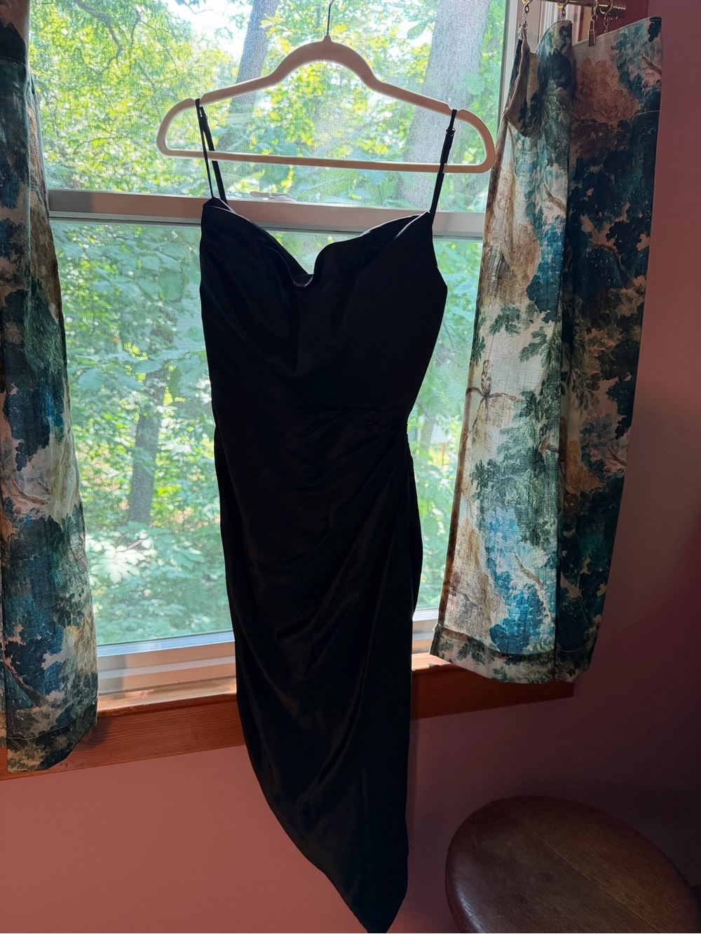 House of CB Reva dress in Black - Picture 3 of 6